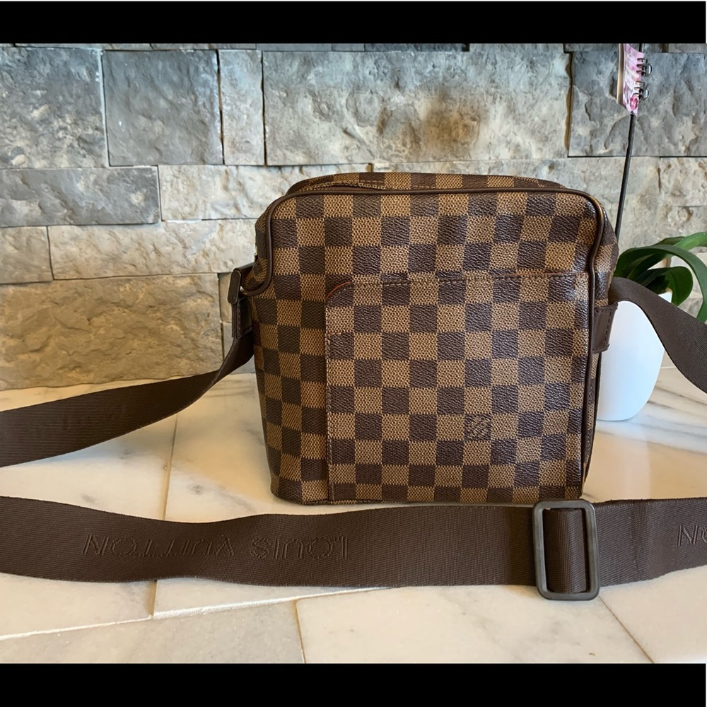 Louis Vuitton  crossbody Olav PM